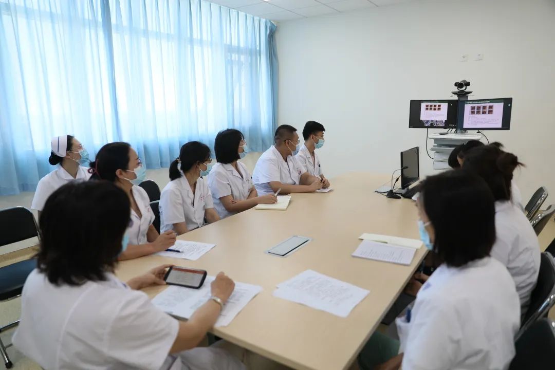 全省首家！中國醫(yī)科大學附屬第一醫(yī)院專家來“查房”，家門口享國內優(yōu)質醫(yī)療資源！(圖4)